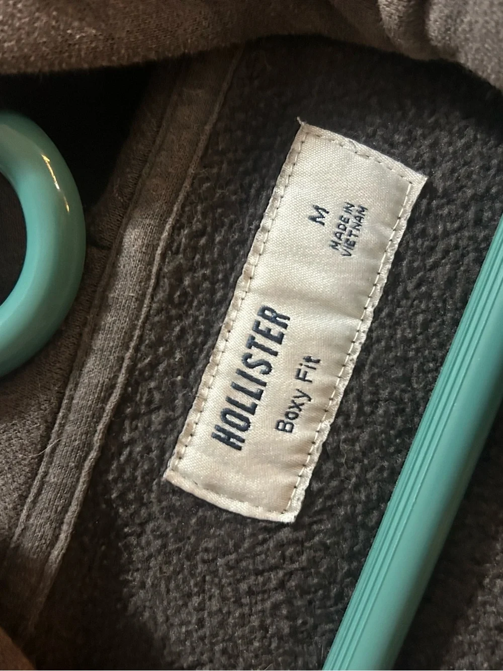 Hollister men’s zip